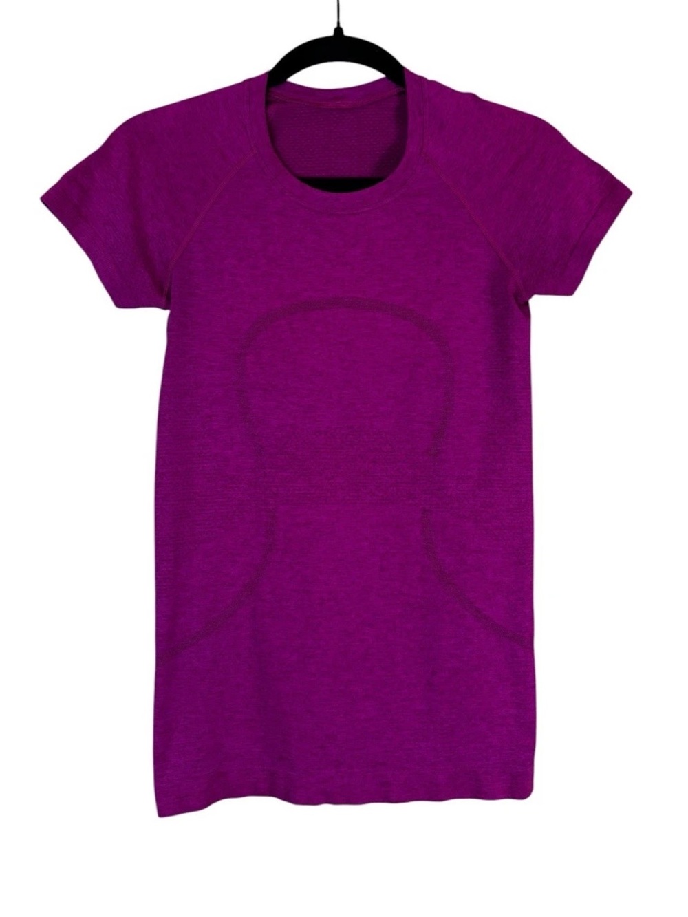 Lululemon Swiftly Tech Short Sleeve Tee Size 4 / Magenta Bright Pink/Purple
